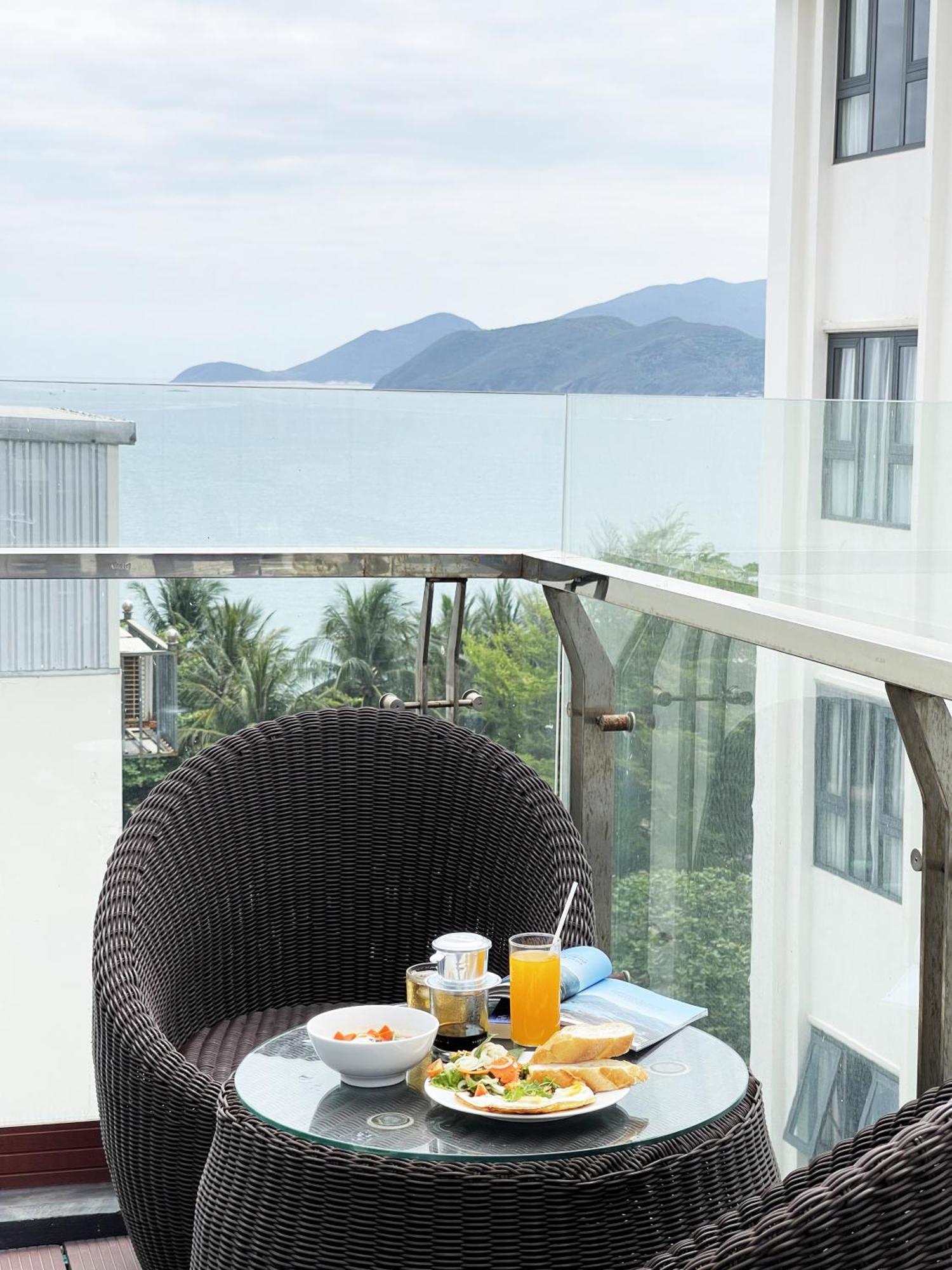 Apollo Hotel Nha Trang Beach Bagian luar foto