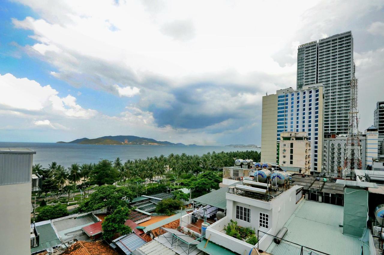 Apollo Hotel Nha Trang Beach Bagian luar foto